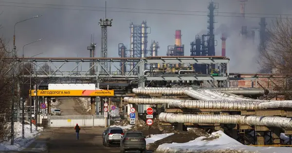 Ataque atinge refinaria russa em Ryazan, segundo autoridades