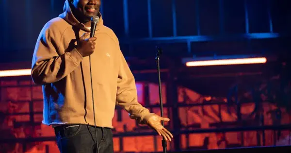 Michael Che lança especial Shot in Minnesota na Netflix